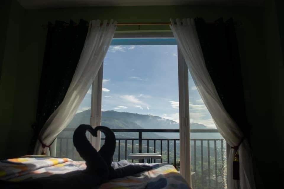 Mountain And Sunsetview Baguio Residences Baguio City Room photo